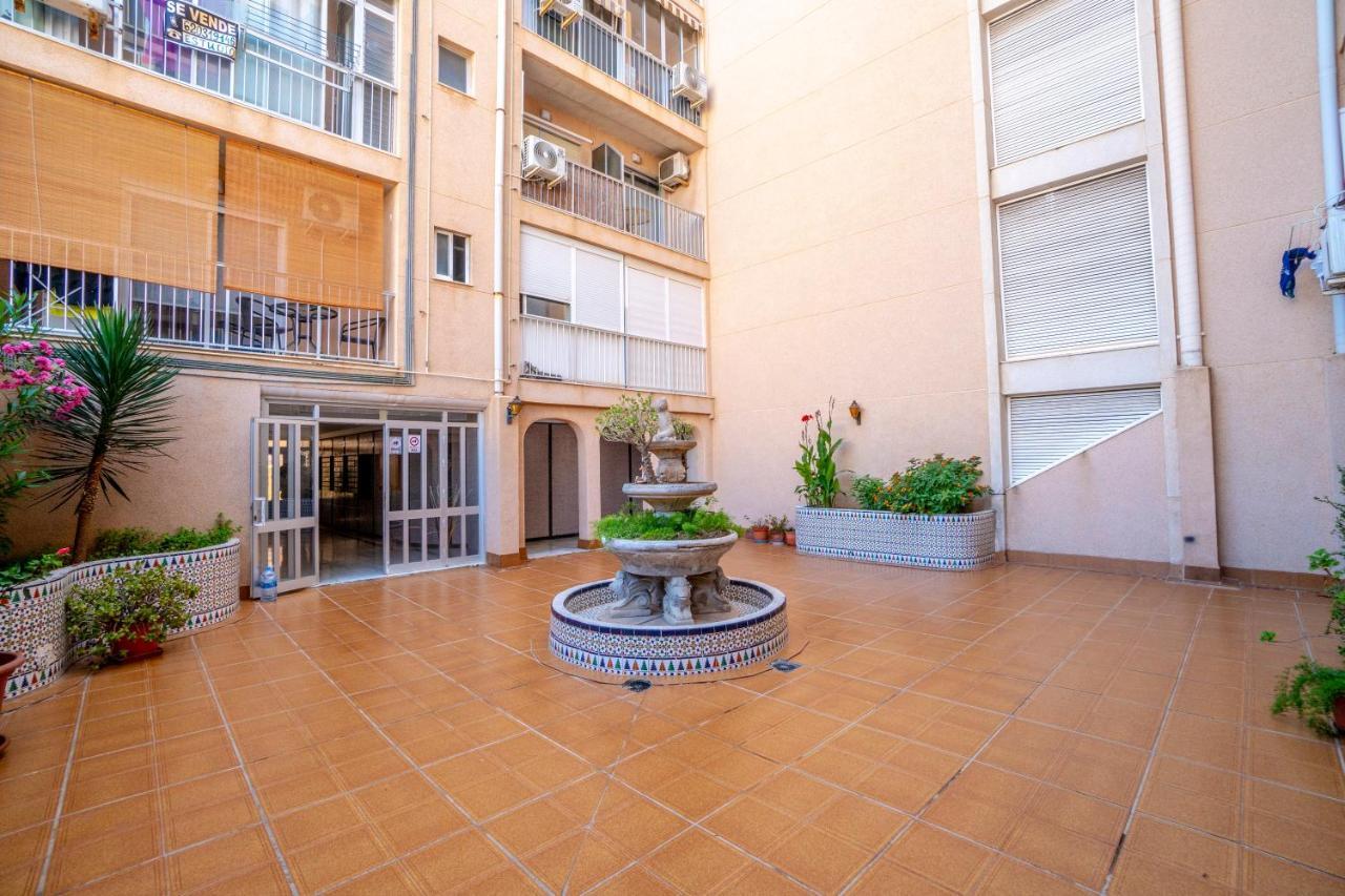 Appartamento Amarillo Soleado Torrevieja Esterno foto