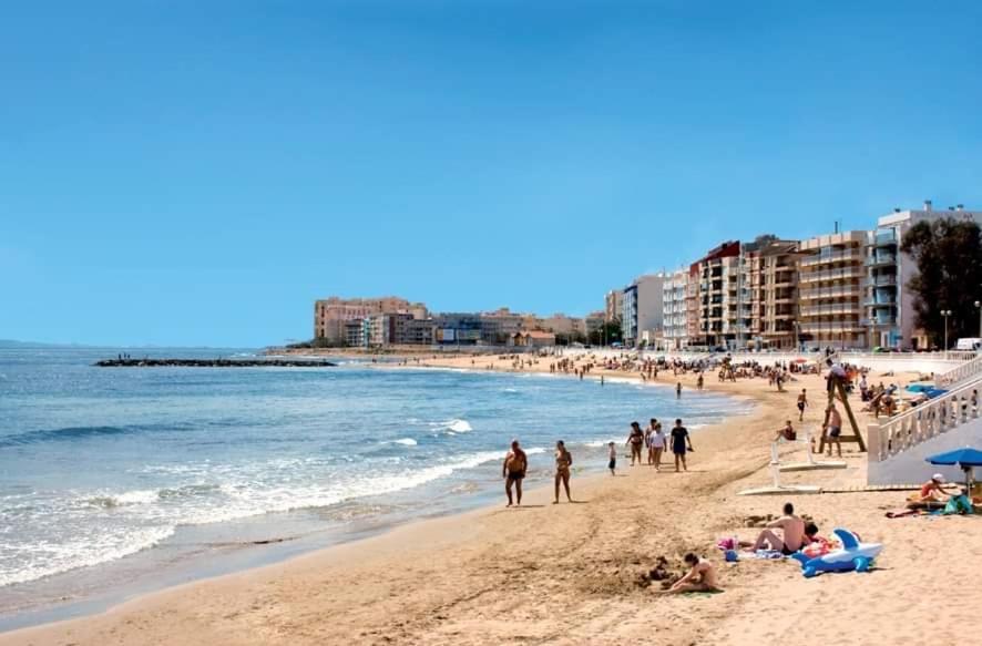 Appartamento Amarillo Soleado Torrevieja Esterno foto